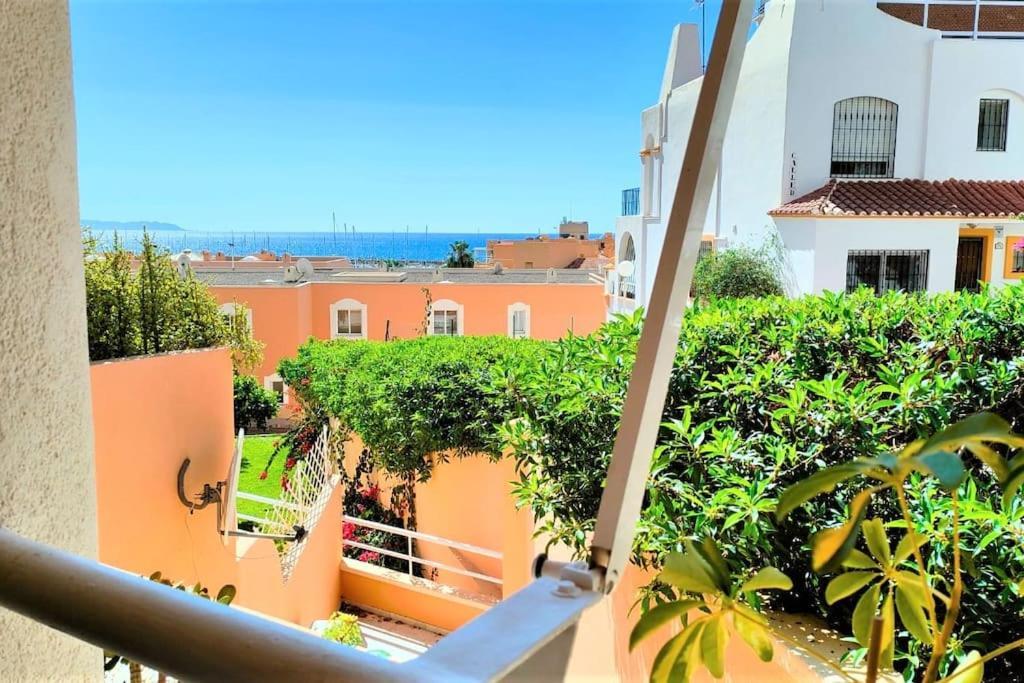 Apartamento En Primera Linea De Playa, Frente Al Puerto De Aguadulce 阿瓜杜尔塞 外观 照片